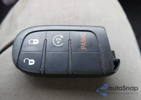 2018 Jeep Compass Latitude 4X4 from USA, damaged, VIN 3C4NJDBB2JT222522